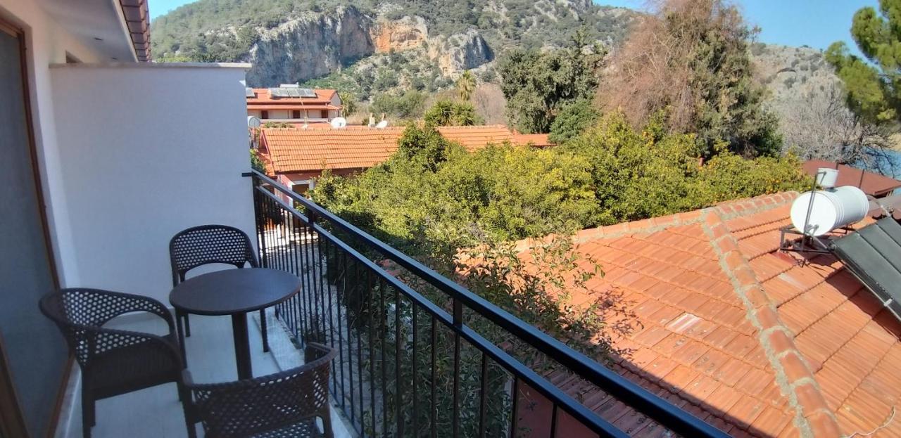 Lindos Pension ダルヤン エクステリア 写真