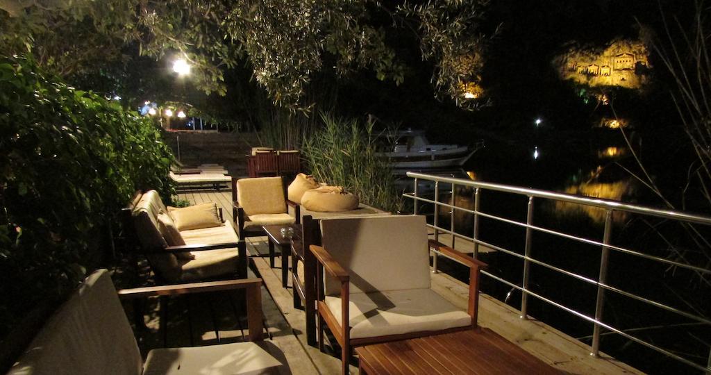 Lindos Pension ダルヤン エクステリア 写真